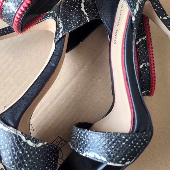 Gianni Bini Zaylie Black Leather Snakeskin Heels Red Zipper Ankle Strap - Picture 6 of 8